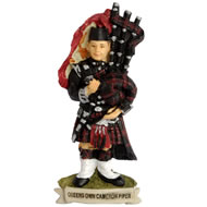 QUEENS OWN CAMERON PIPER FRIDGE MAGNET (2031426)