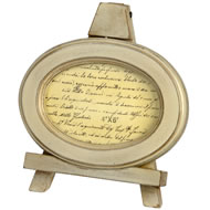 OVAL FRAME