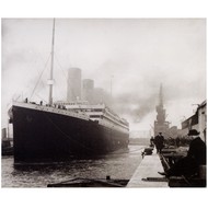 TITANIC IN BELFAST PORT