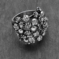 Medium Antique Silver Ring With Clear Crystal Medium Antique Silver Ring With Clear Crystal