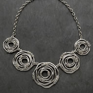  Short  Silver  Necklace  With  Clear  Crystal  Pendant