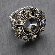 Expandable Antique Silver Ring With Black Crystal Expandable Antique Silver Ring With Black Crystal