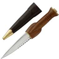 LATE 17TH CENTURY SKEAN DUBH - HUNTING STYLE