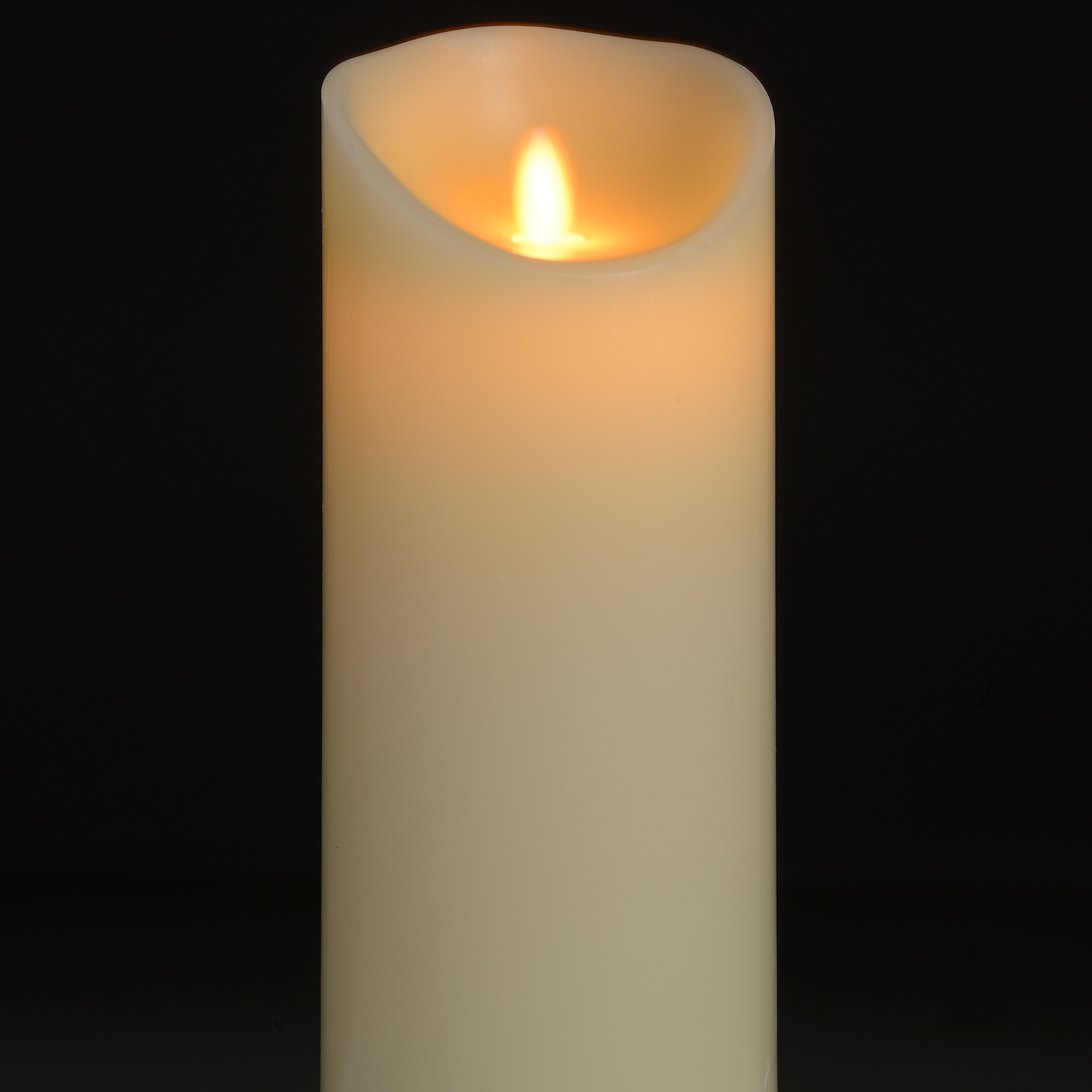 Luxe Collection 3.5 x9 Cream Flickering Flame LED Wax Candle - Image 2