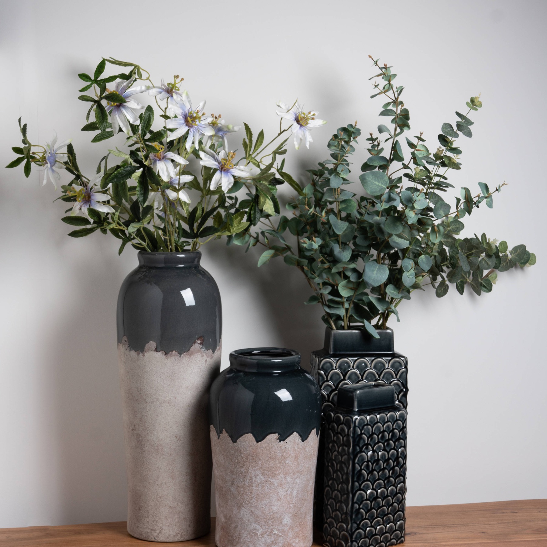 Medium Conran Vase - Image 3