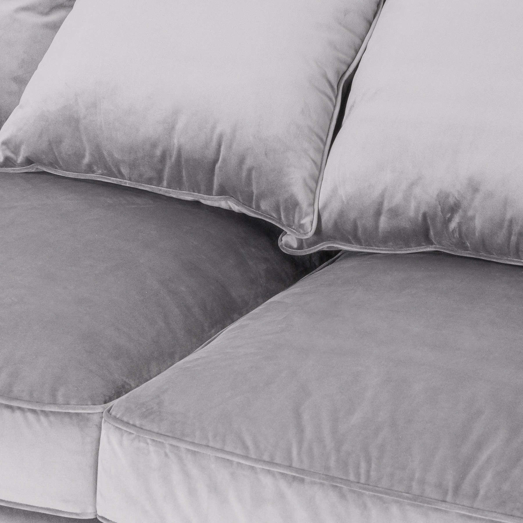 Grey Velvet Large Chesterfield Three Seater Sofa - Image 4