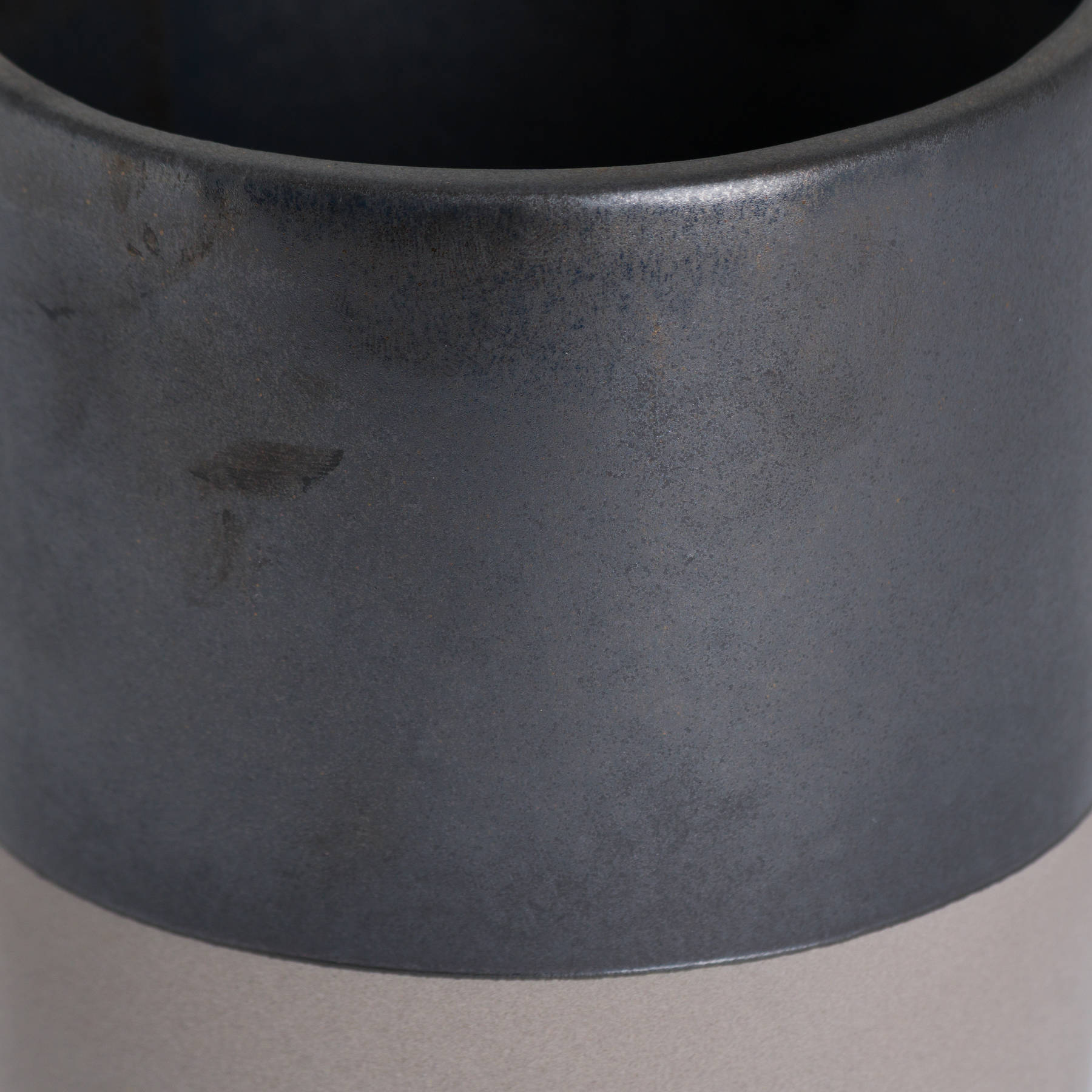 Metallic Grey Ceramic Planter - Image 2