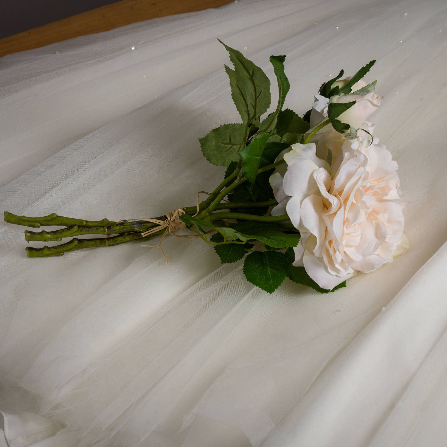 Peachy Cream Short Stem Rose Bouquet - Image 4