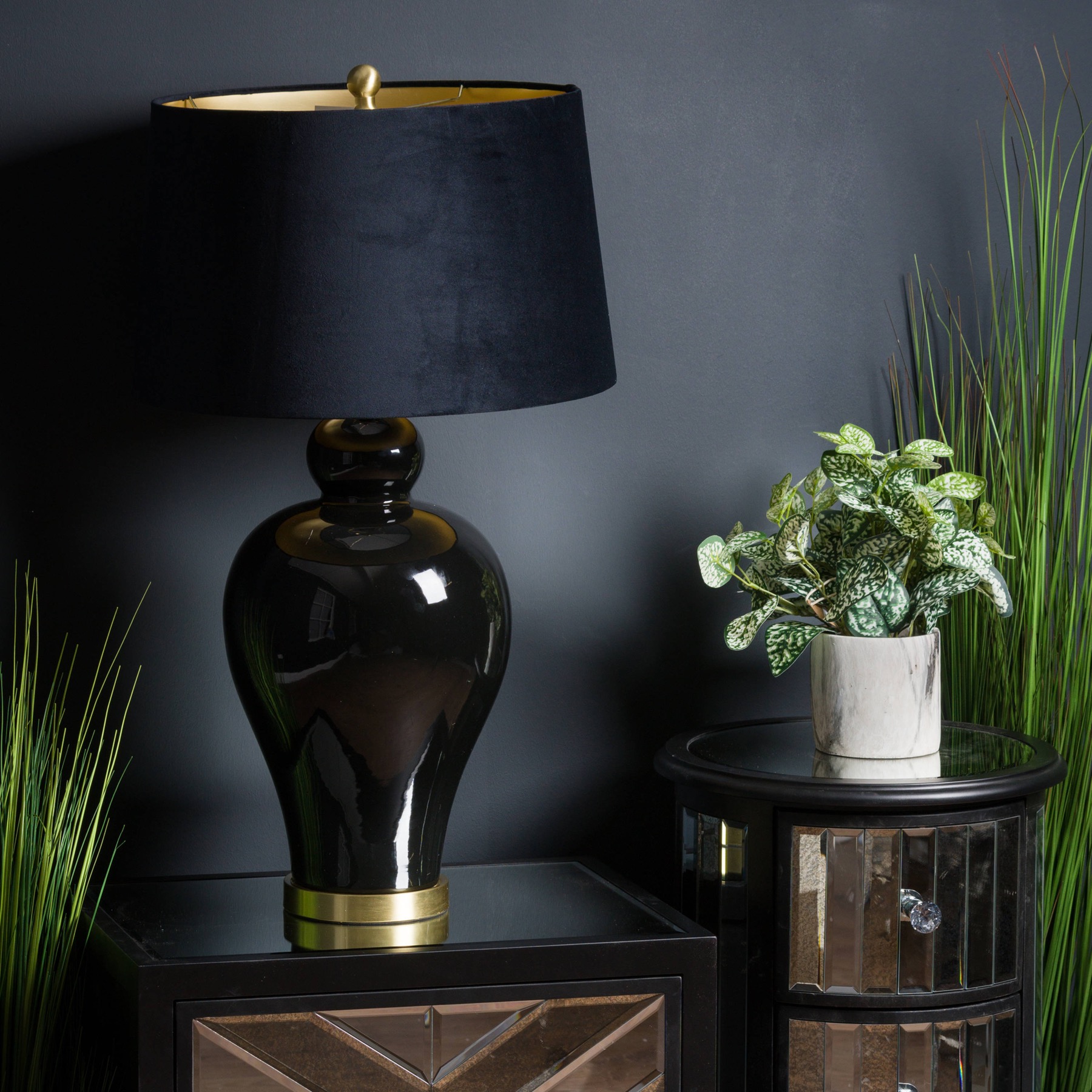 Kalvin Black Table Lamp - Image 4