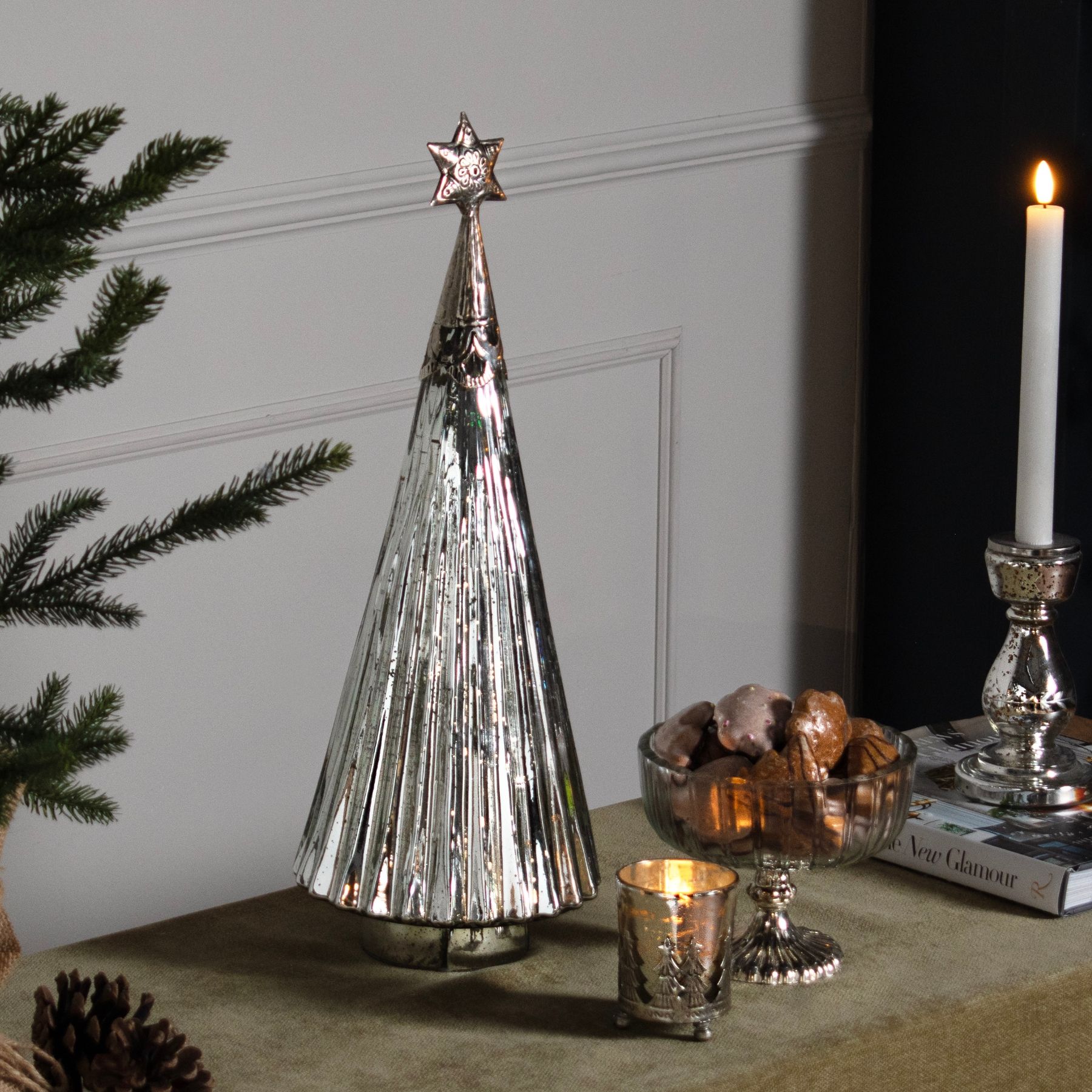 The Lustre Collection Christmas Tea Light Holder - Image 3