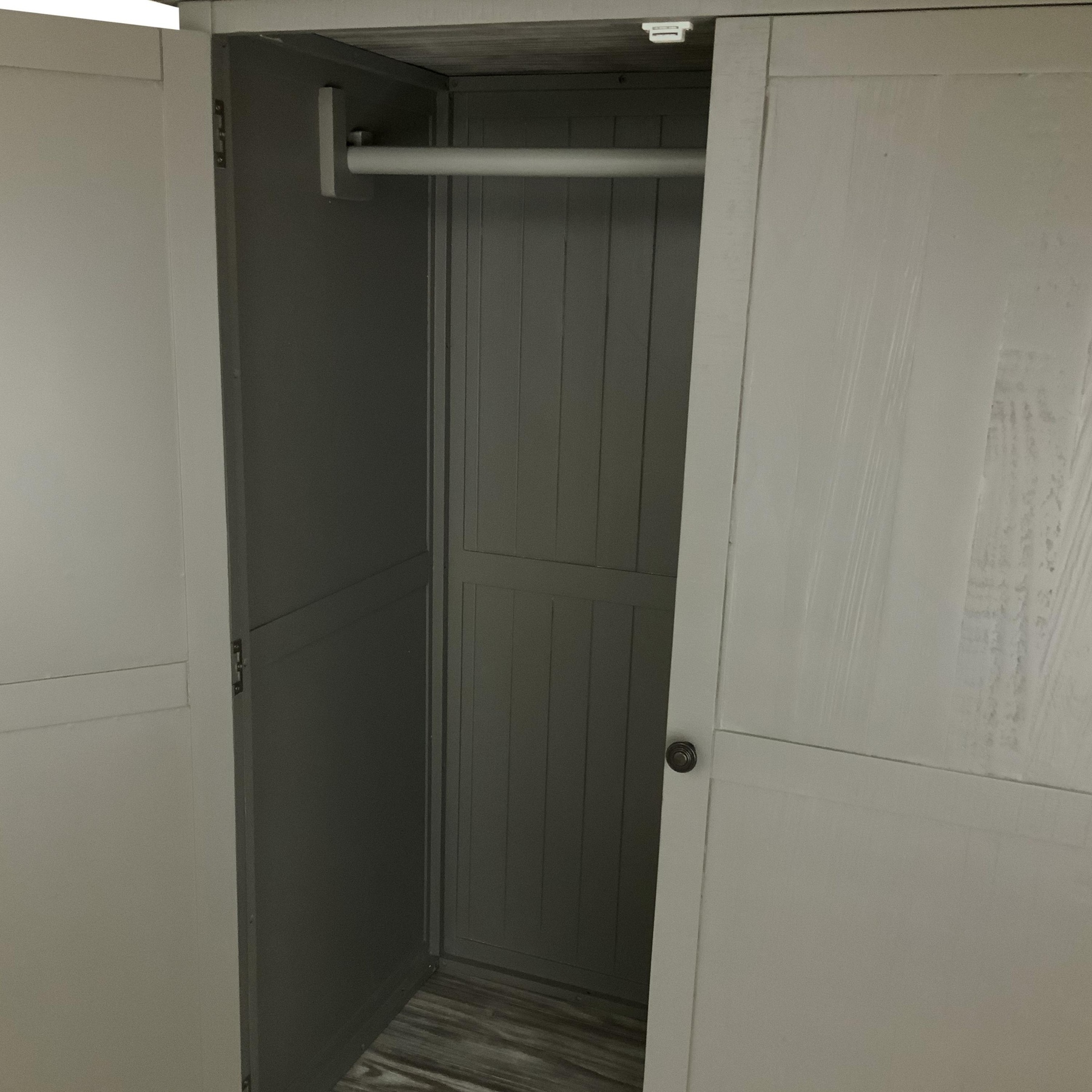 The Oxley Collection Wardrobe - Image 2