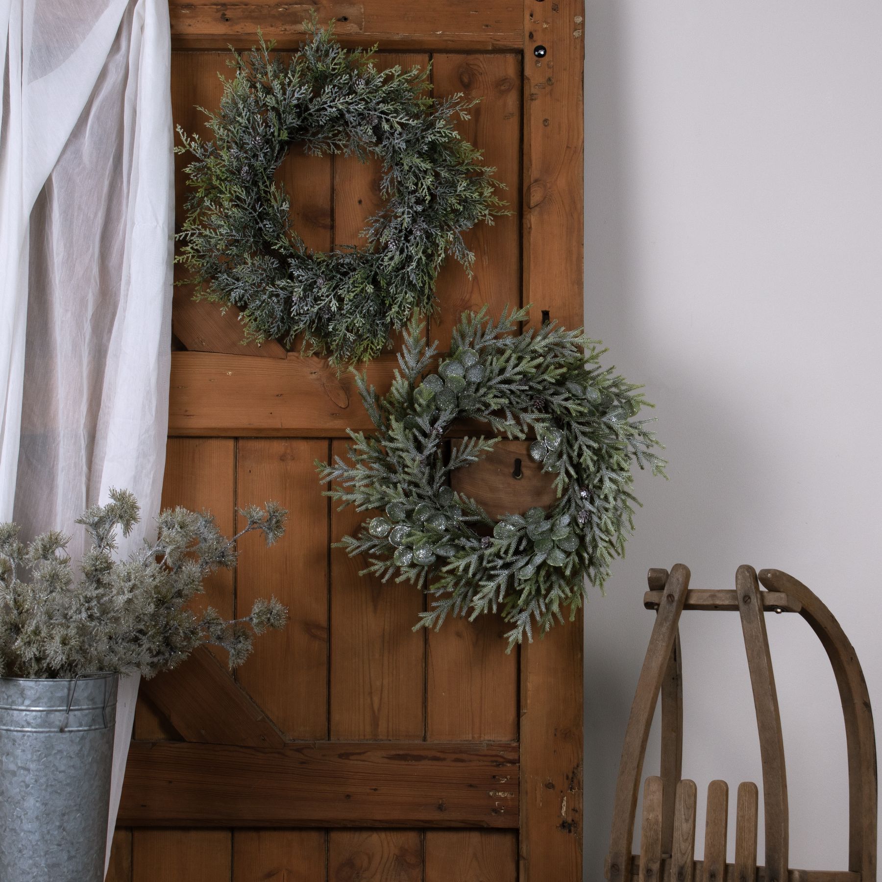 Frosted Pine Wreath With Pinecones - Image 3