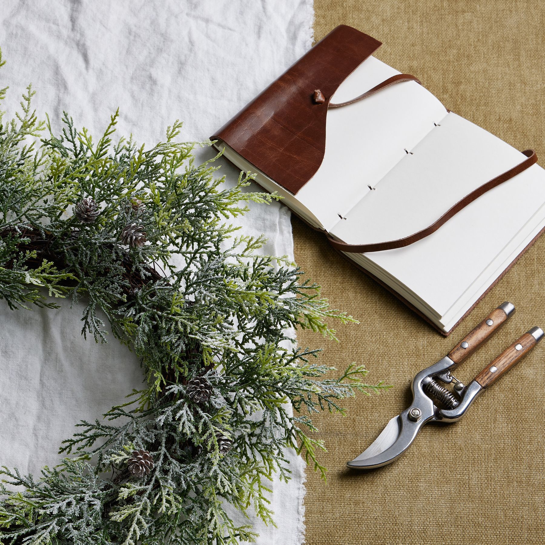 Frosted Pine Wreath With Pinecones - Image 5