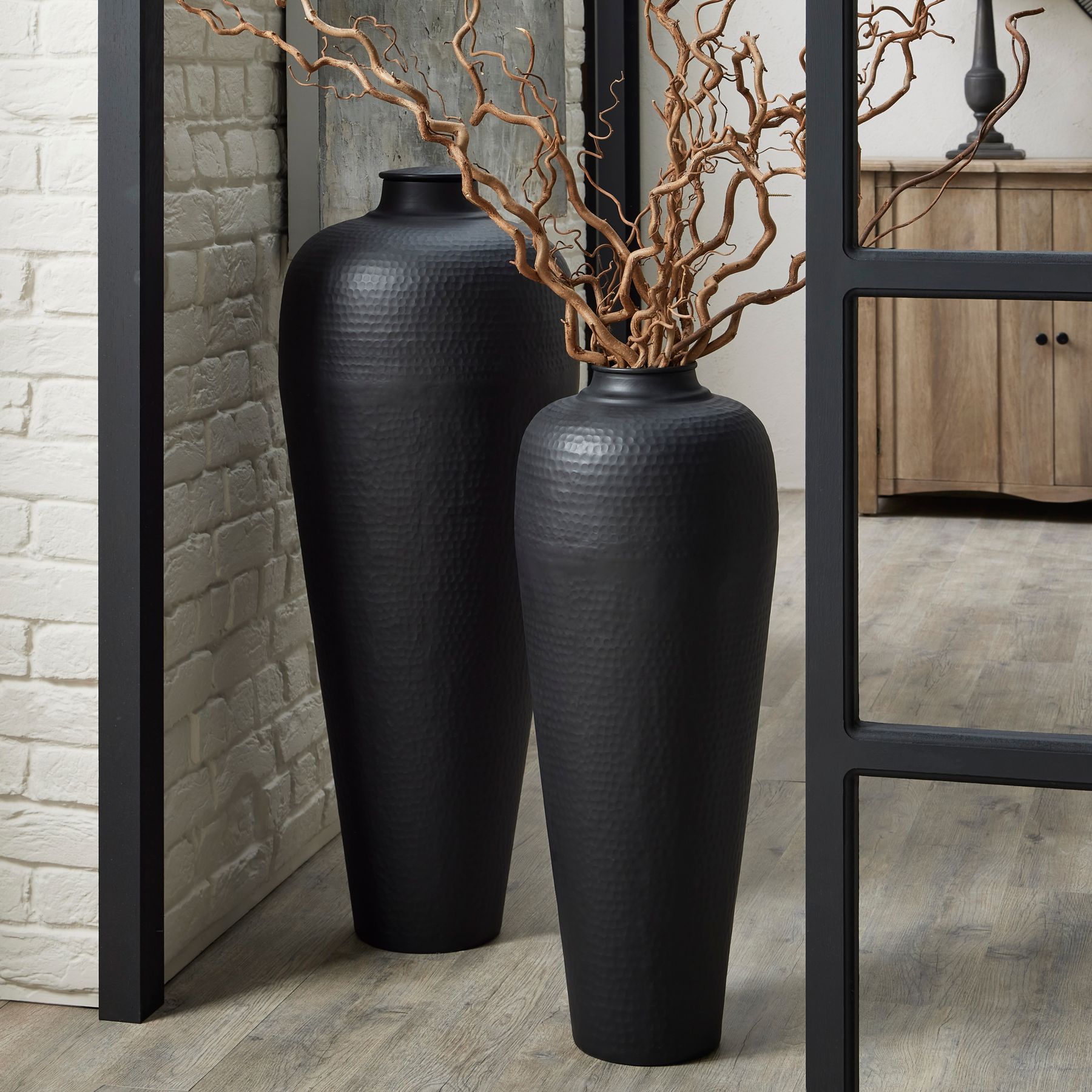 Matt Black Large Hammered Vase With Lid - Image 4
