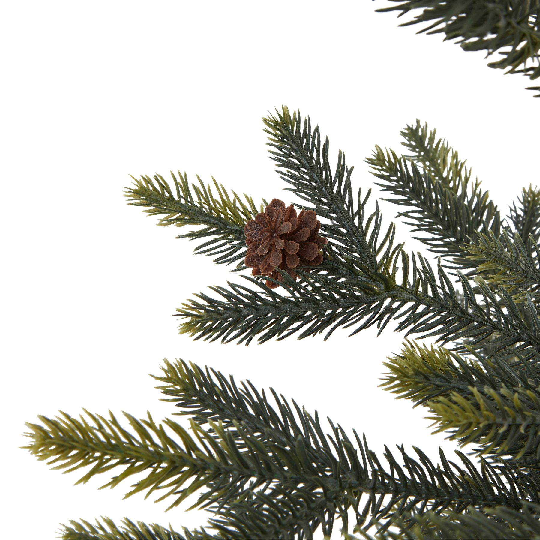 Medium Spruce Tree With Wicker Basket - Image 3