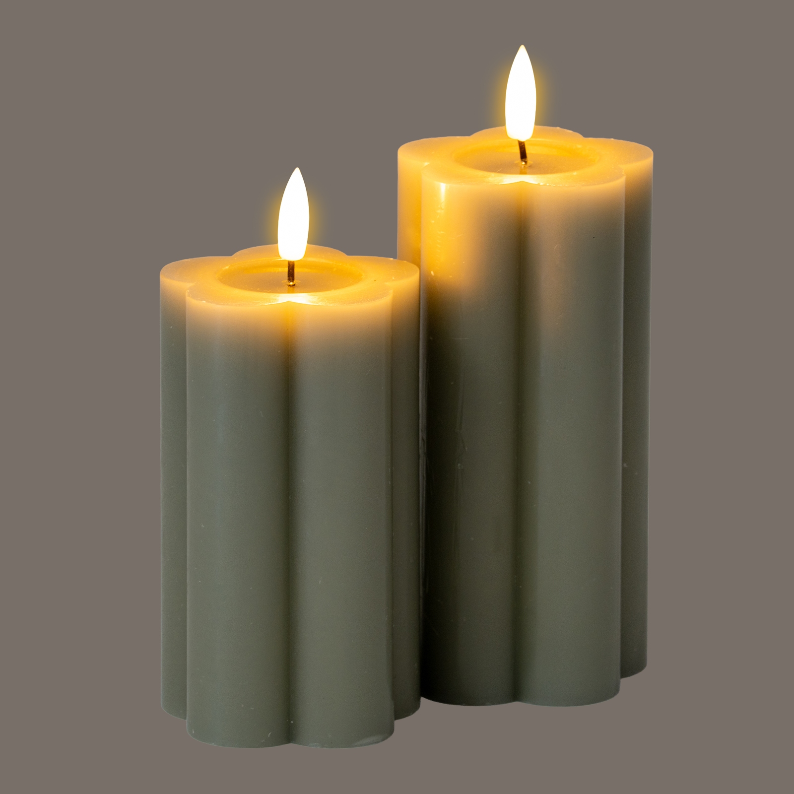 Luxe Collection Natural Glow 2.75x5 Grey Pillar LED Candle - Image 4