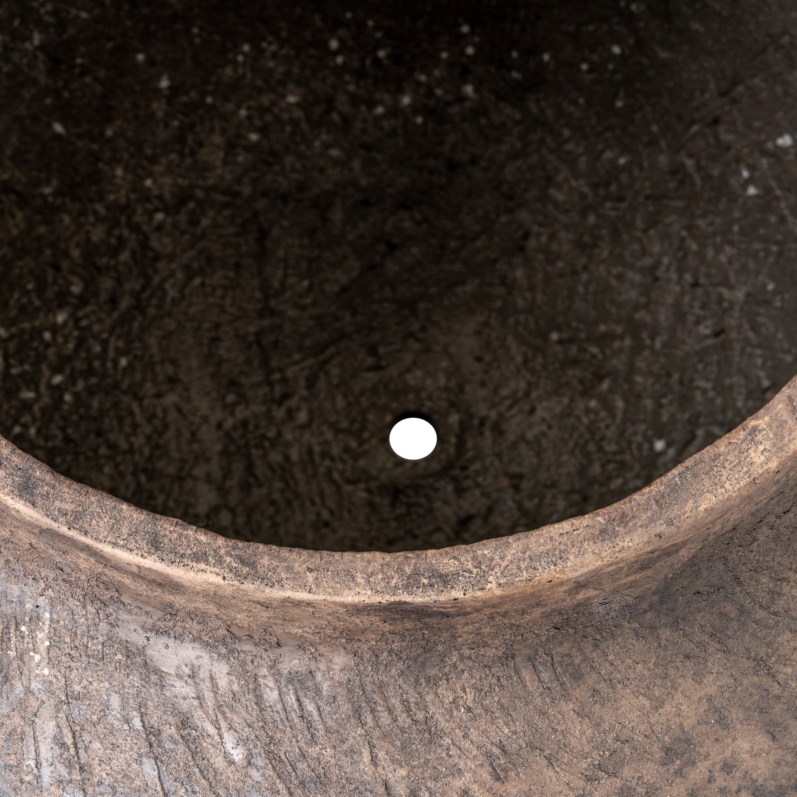 Moora Earthen Wash Vase - Image 3