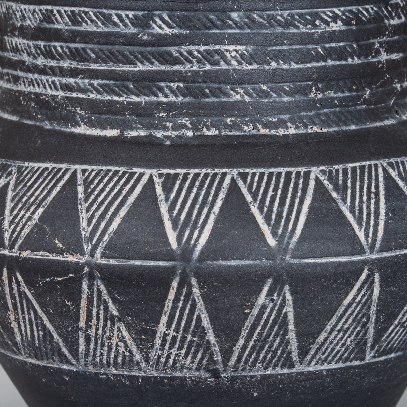 Etched Collection Pot With Handle - Image 4
