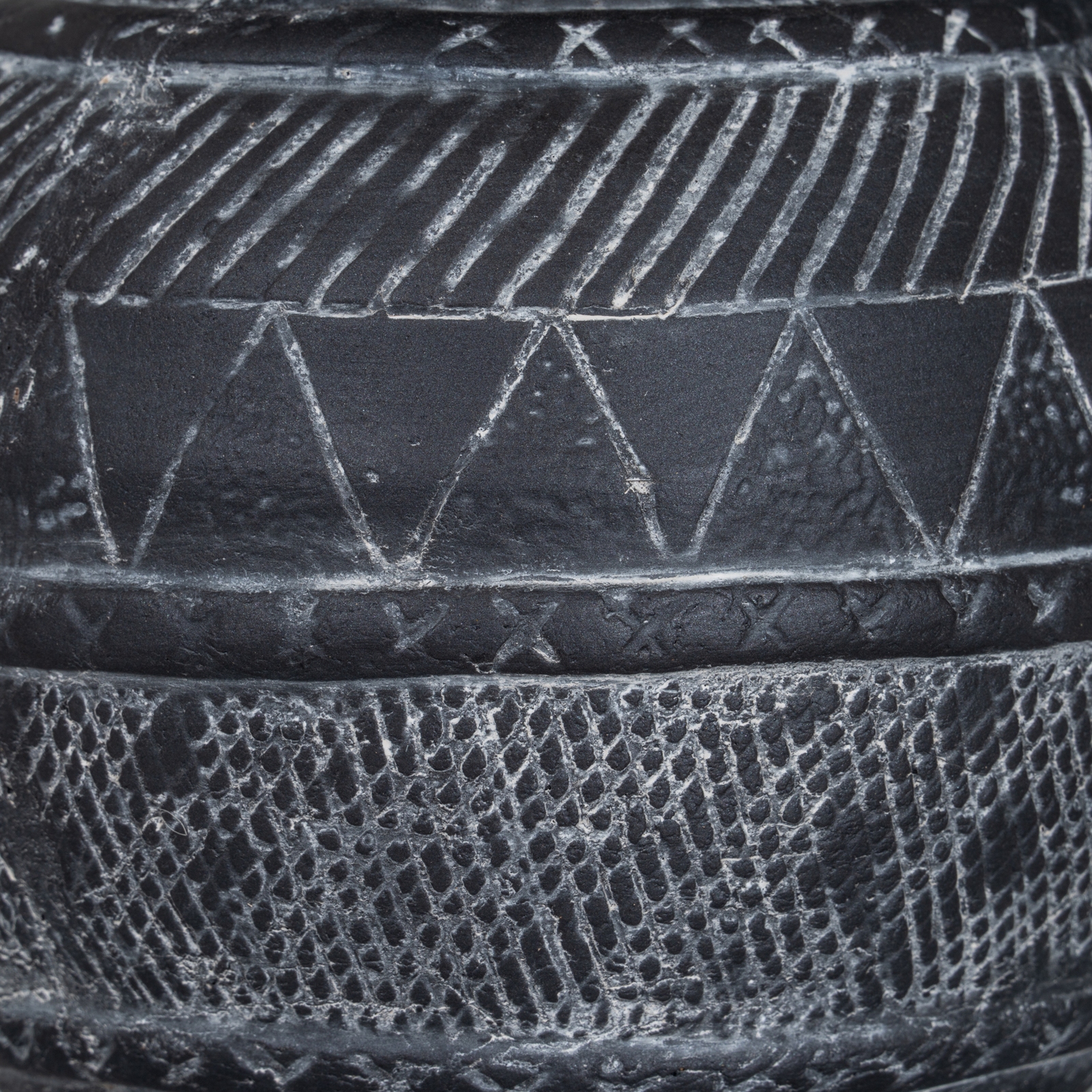 Etched Collection Jug - Image 4