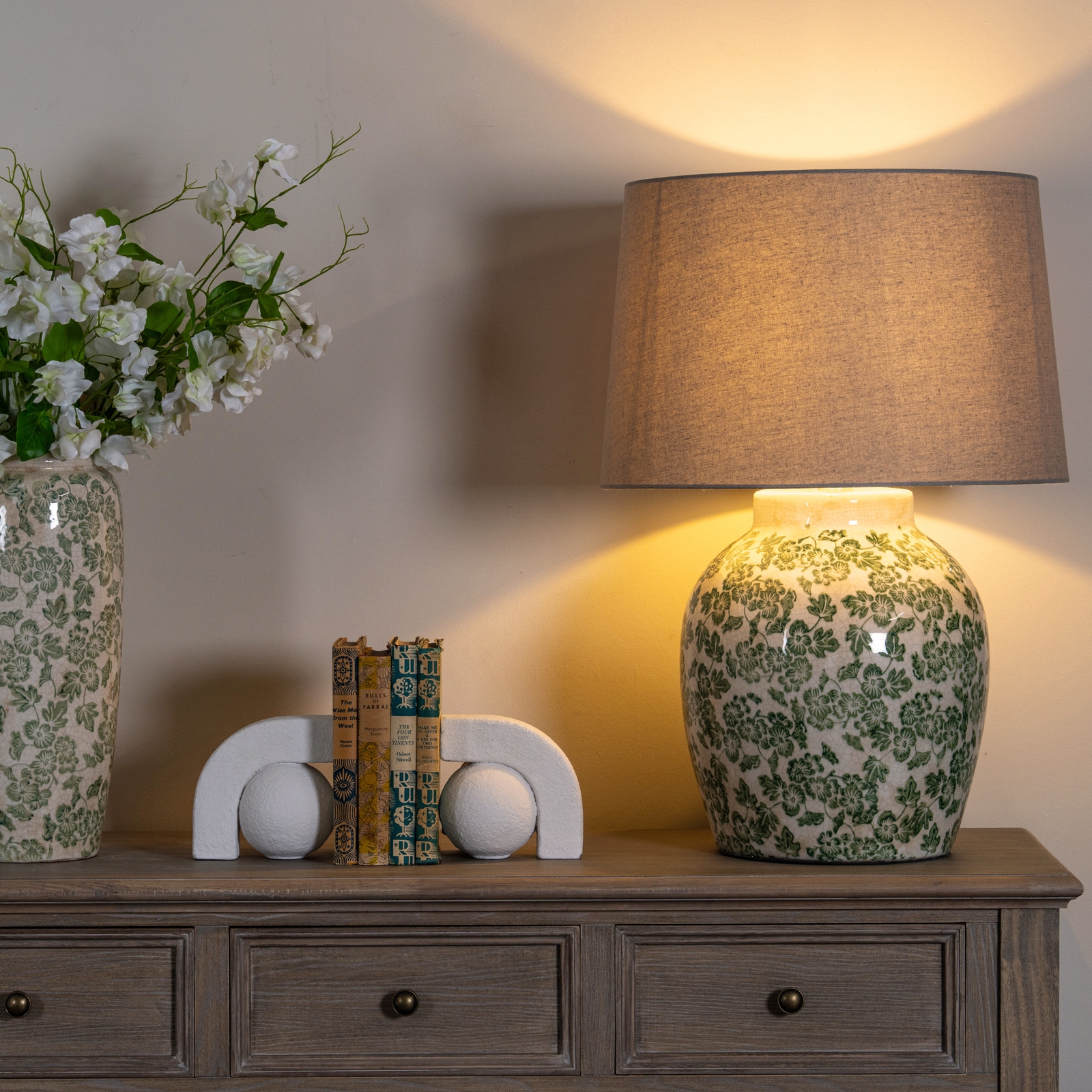 Green Clover Ceramic Pot Lamp - Image 2