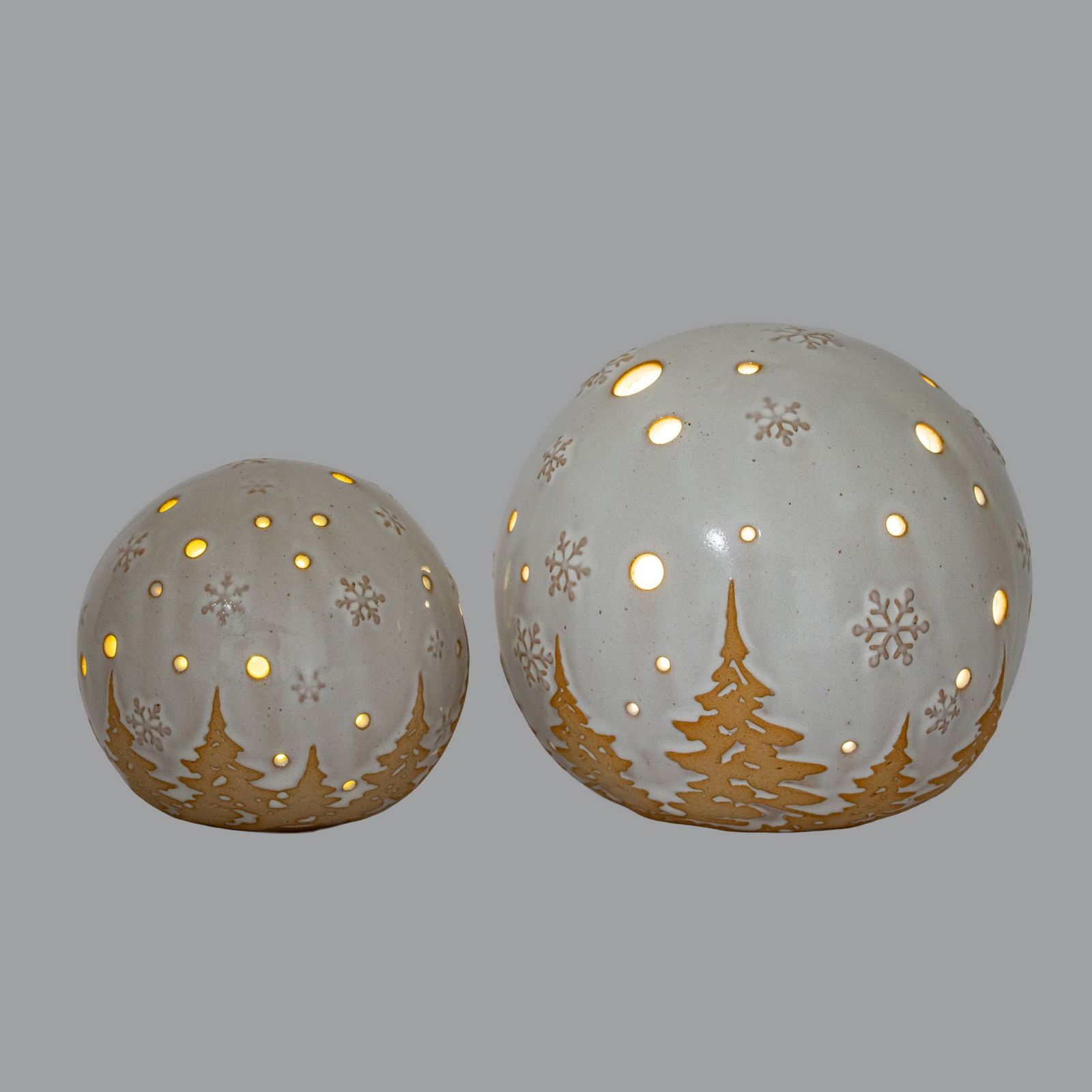Alora Ceramic Medium Ornament With LED Light - Image 3