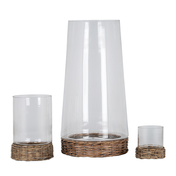 Briar Collection Hurricane Lantern With Wicker Tray