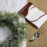 Frosted Pine Wreath With Pinecones - Thumb 5